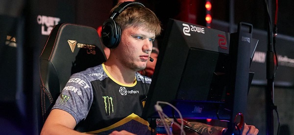 LPL 明天的首发阵容： Scout 和 Linfeng 将在中路进行单挑