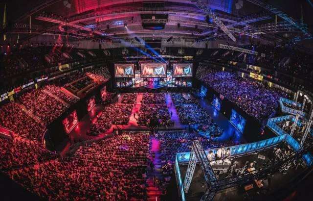 【数据前瞻】 JD Gaming vs FunPlus Phoenix 中野碰撞是决定比赛走向关键